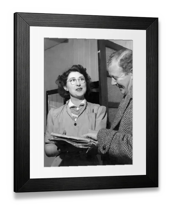 Framed Print : A Day out for the Mums. Mrs Gweb Riley, the local hairdresser has had a rush of