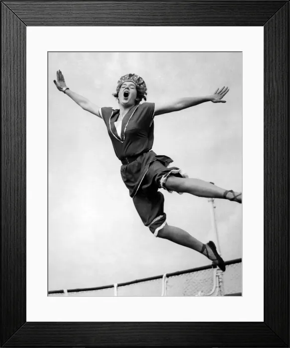 Framed Print : 2, 000 people will dance to three jazz bands on the Old Pier, Birnbeck Island Framed Print : 2, 000 people will dance to three jazz bands on the Old Pier, Birnbeck Island