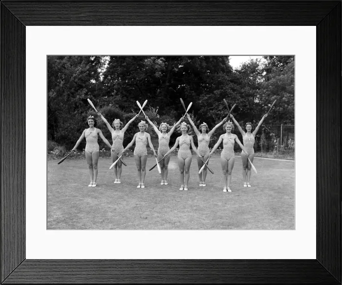 Framed Print : Daily Mirror Eight 27 / 06 / 1938 Framed Print : Daily Mirror Eight 27 / 06 / 1938