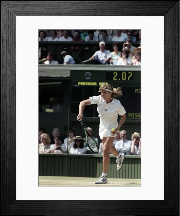 Framed Print : Wimbledon Ladies Final + Royal. Steffi Graf v. Gabriella Sabatini. July 1991 91-4293-057 Framed Print : Wimbledon Ladies Final + Royal. Steffi Graf v. Gabriella Sabatini. July 1991 91-4293-057