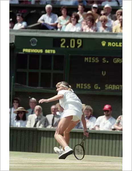 Wimbledon Ladies Final + Royal. Steffi Graf v. Gabriella Sabatini. July 1991 91-4293-064