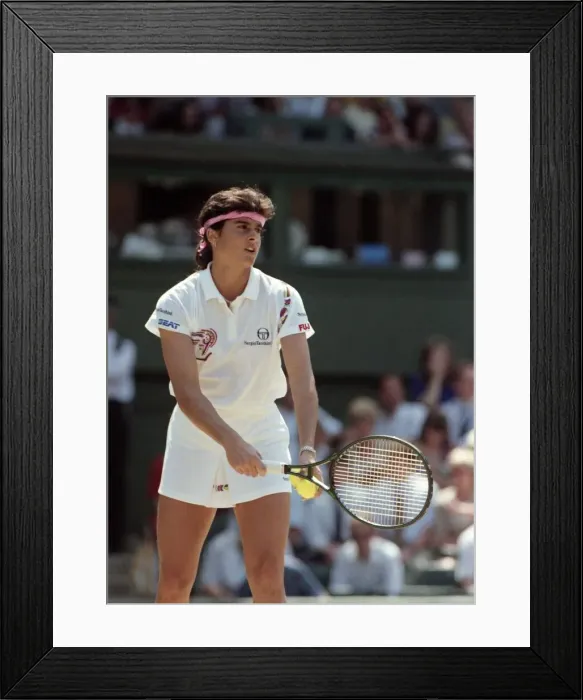 Framed Print : Wimbledon Ladies Final + Royal. Steffi Graf v. Gabriella Sabatini. July 1991 91-4293-055 Framed Print : Wimbledon Ladies Final + Royal. Steffi Graf v. Gabriella Sabatini. July 1991 91-4293-055