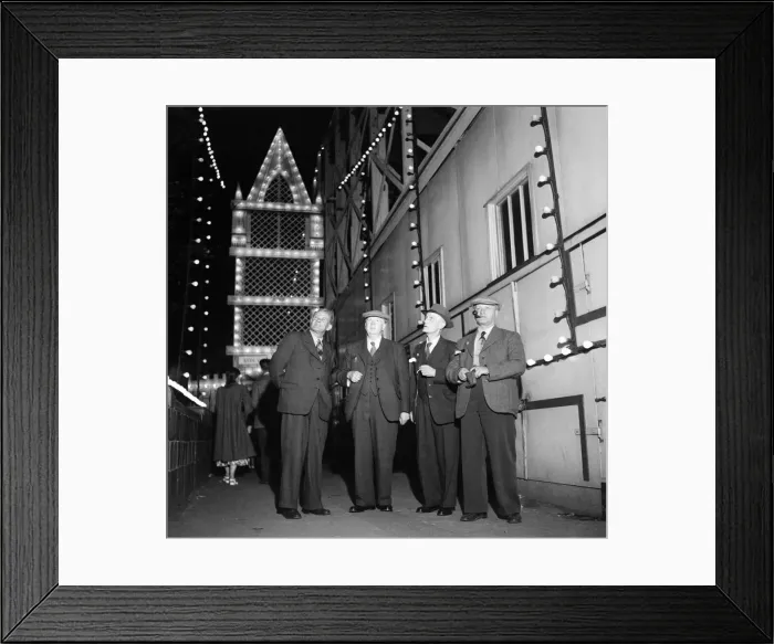 Framed Print : Tuc Confrence September 1952. Delegates at the 1952 TUC Conference Tuc Confrence in Framed Print : Tuc Confrence September 1952. Delegates at the 1952 TUC Conference Tuc Confrence in