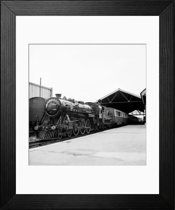 Framed Print : The Hythe Dymchurch miniature Railway crash. August 1952 C4012-001 Framed Print : The Hythe Dymchurch miniature Railway crash. August 1952 C4012-001