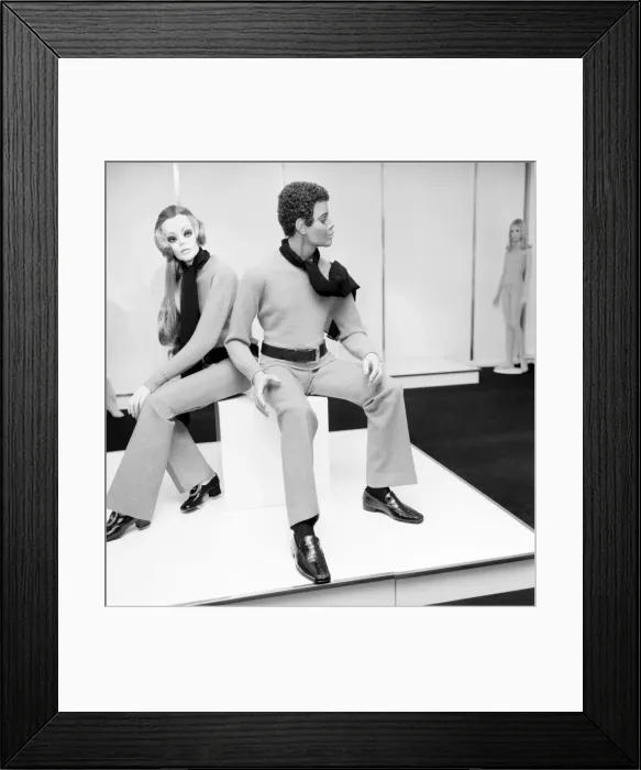Framed Print : A relationship just for show? Picture of a new display mannequins Framed Print : A relationship just for show? Picture of a new display mannequins