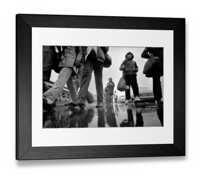 Framed Print : The 5th London Bridges Walk organised by the British Council for Rehabilitation of Framed Print : The 5th London Bridges Walk organised by the British Council for Rehabilitation of