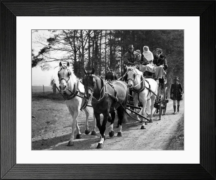 Framed Print : Stagecoach service to stonehenge - see handout Tourists to stonehenge this summer will be