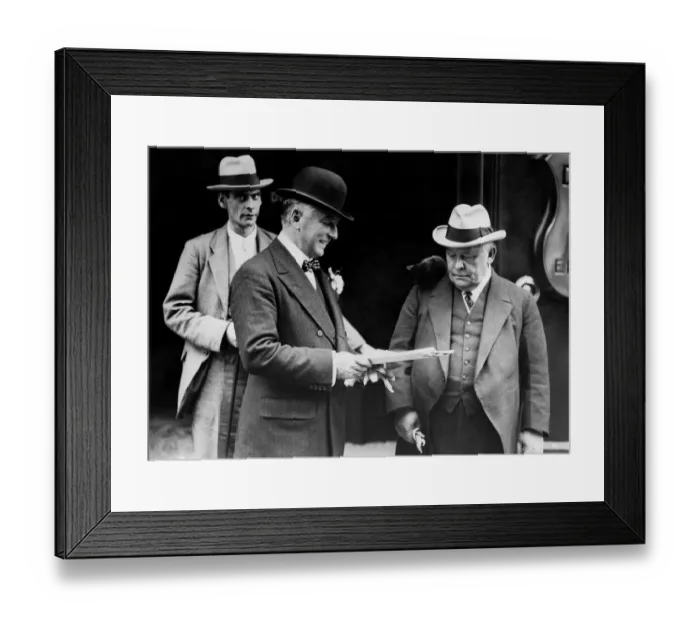 Framed Print : Hertford by Election. Mr. H. Bottomley. Sir M F Luelis. June 1921 P018702 Framed Print : Hertford by Election. Mr. H. Bottomley. Sir M F Luelis. June 1921 P018702