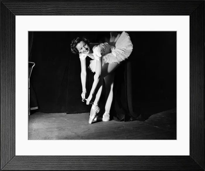 Framed Print : American stage and film actress Gene Tierney stars in Never Let Me Go Framed Print : American stage and film actress Gene Tierney stars in Never Let Me Go