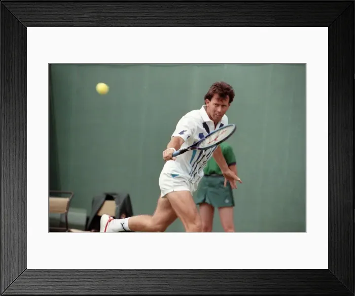Framed Print : Wimbledon. Jeremy Bates. June 1989 89-3819-012 Framed Print : Wimbledon. Jeremy Bates. June 1989 89-3819-012