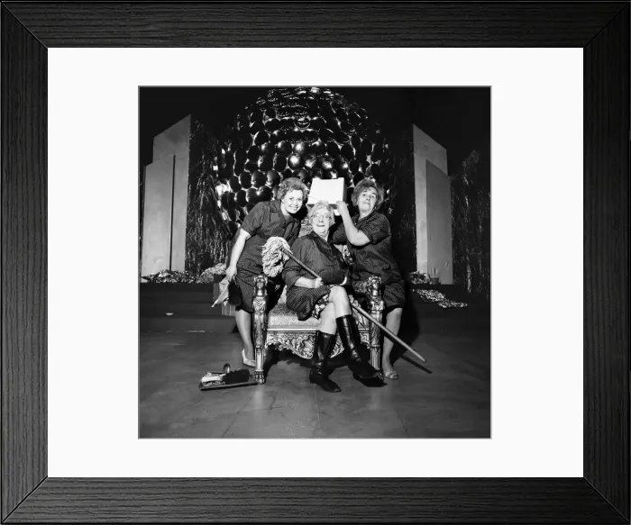 Framed Print : If only I were younger! Mrs. Florence House of Battersea could not resist the temptation Framed Print : If only I were younger! Mrs. Florence House of Battersea could not resist the temptation