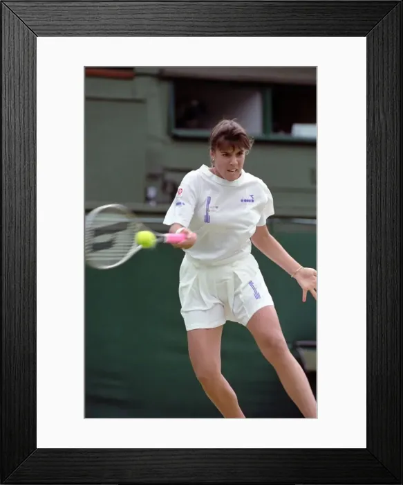 Framed Print : Wimbledon Tennis. J. Capriati v. M. Navratilova. July 1991 91-4197-288 Framed Print : Wimbledon Tennis. J. Capriati v. M. Navratilova. July 1991 91-4197-288