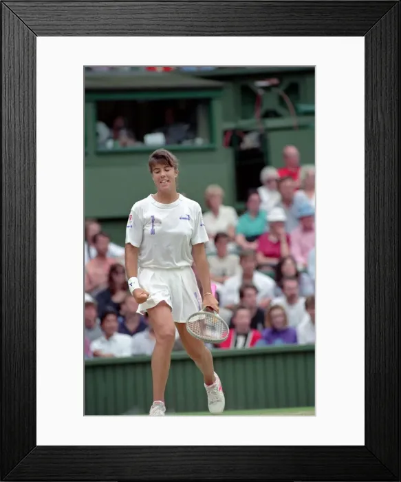Framed Print : Wimbledon Tennis. J. Capriati v. Navratilova. July 1991 91-4197-205