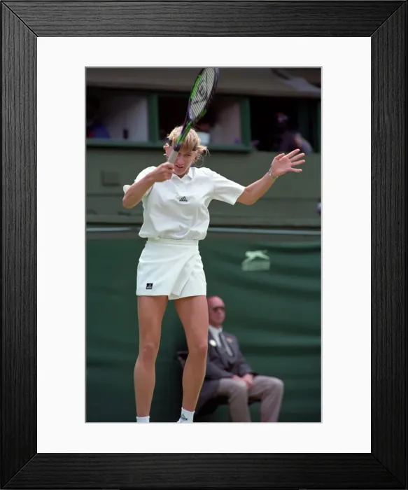 Framed Print : Wimbledon Tennis. Zina Garrison v. Steffi Graf. July 1991 91-4197-179 Framed Print : Wimbledon Tennis. Zina Garrison v. Steffi Graf. July 1991 91-4197-179