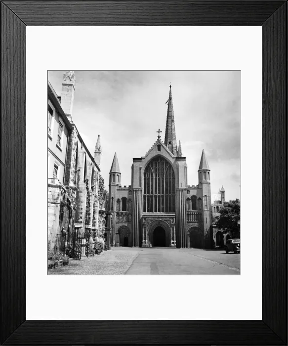 Framed Print : Norwich Cathedral. June 1952 C3020-002