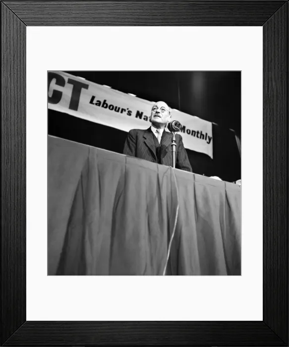 Framed Print : Labour Party Conference 1953: Clem Attlee addressing meeting. September 1953 D5844-002 Framed Print : Labour Party Conference 1953: Clem Attlee addressing meeting. September 1953 D5844-002