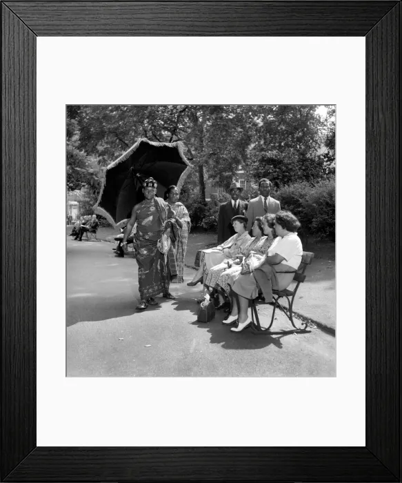 Framed Print : Gold Coast Chief Visits London. Chief Nana Kwabena Kenh II of the Gold Coast made a