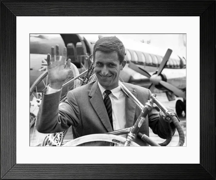 Framed Print : Tommy Simpson, british cyclist, arriving at Ringway fom Belgium. July 1963 P011540