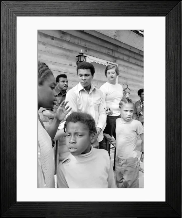 Framed Print : Muhammad Ali (Cassius Clay) training at his Pennsylvanian mountain retreat for his fight Framed Print : Muhammad Ali (Cassius Clay) training at his Pennsylvanian mountain retreat for his fight