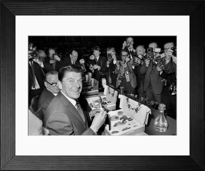 Framed Print : The Institute of Directors annual conference at the Albert Hall Framed Print : The Institute of Directors annual conference at the Albert Hall