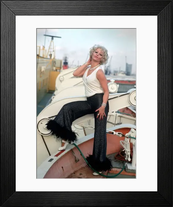Framed Print : Anything Goes'is a new musical comedy that has its preview at the Saville Framed Print : Anything Goes'is a new musical comedy that has its preview at the Saville