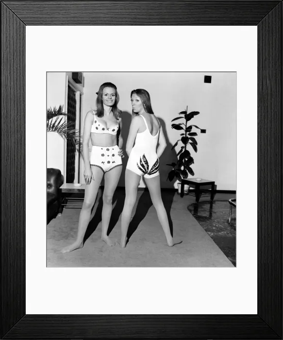 Framed Print : Fashion. Clothing. In London today Du Pont introduced the new multi-directional stretch Framed Print : Fashion. Clothing. In London today Du Pont introduced the new multi-directional stretch