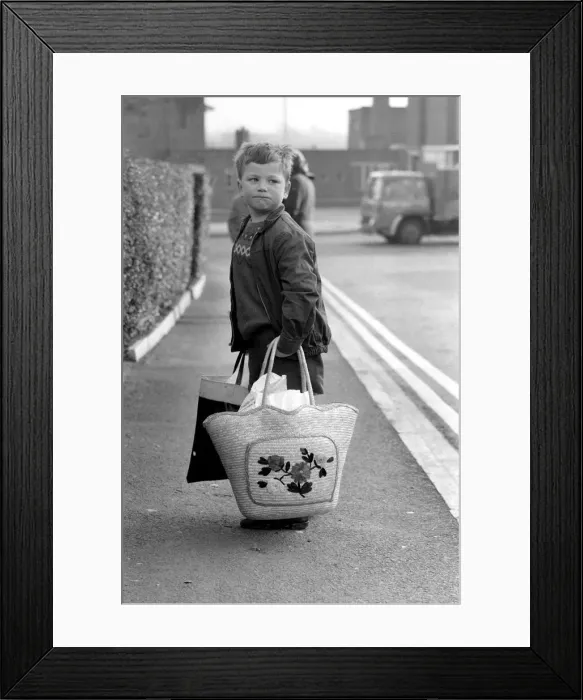 Framed Print : Education. Industrial Disputes: Teachers Strike: All the schools in the Ealing area were