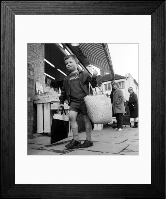 Framed Print : Education. Industrial Disputes: Teachers Strike: All the schools in the Ealing area were