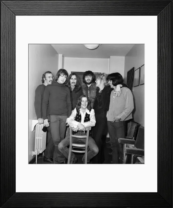 Framed Print : Beatle George Harrison with Pop group Delaney and Bonny and the friends Framed Print : Beatle George Harrison with Pop group Delaney and Bonny and the friends
