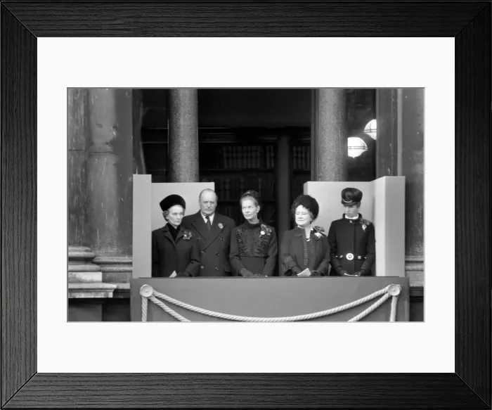 Framed Print : Remembrance Sunday in Whitehall. At the end of this year Framed Print : Remembrance Sunday in Whitehall. At the end of this year