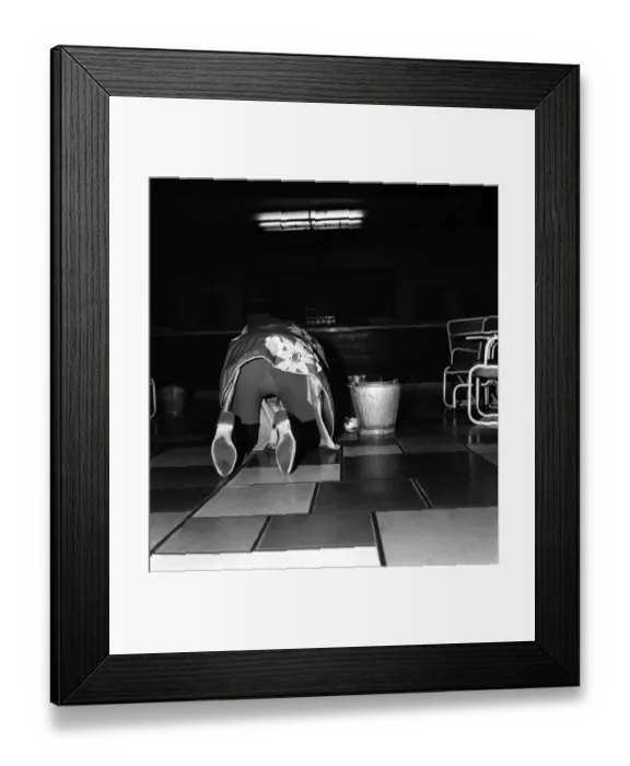 Framed Print : Every morning in the famous London Palladium, 30 charladies clean out the theatre Framed Print : Every morning in the famous London Palladium, 30 charladies clean out the theatre