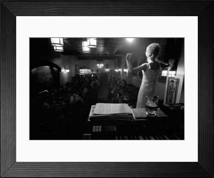 Framed Print : Camden Towns own Danny La Rue - currently packing them into the Black Cap Framed Print : Camden Towns own Danny La Rue - currently packing them into the Black Cap