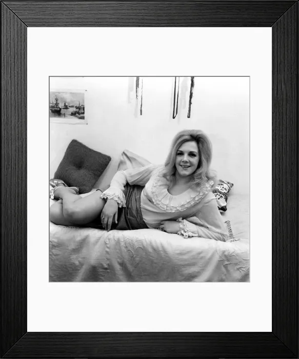 Framed Print : Melinda may pictured around, and at her home in S. W. 1. December 1969 Z11663-004 Framed Print : Melinda may pictured around, and at her home in S. W. 1. December 1969 Z11663-004