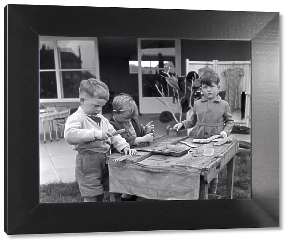 Children prticipating in woodwork class at Cookham Nursery School