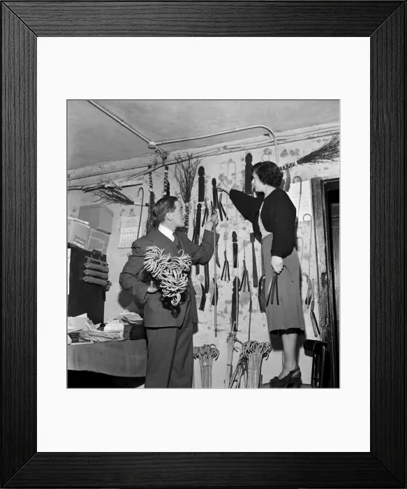 Framed Print : Cyclist at Booth Hall in Evesham. October 1952 C5265