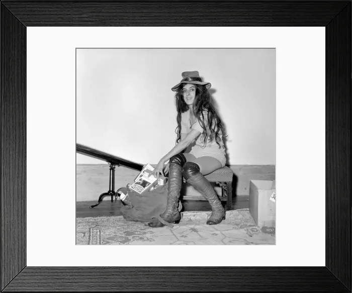 Framed Print : Diana Frost to spend Xmas in the Sahara Desert. December 1969 Z12294-001 Framed Print : Diana Frost to spend Xmas in the Sahara Desert. December 1969 Z12294-001