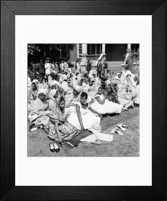 Framed Print : Muslim Religious Service. June 1960 M4300-007