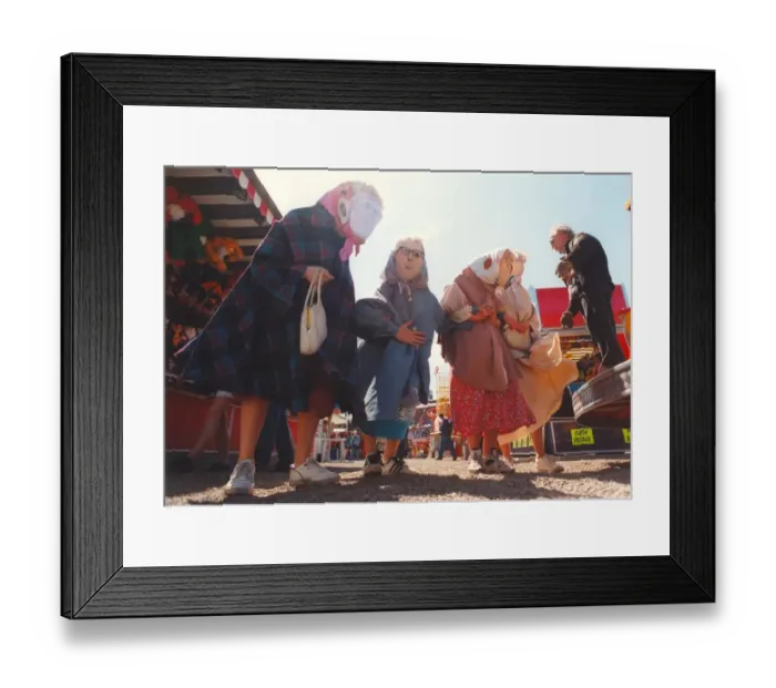 Framed Print : The Dodgy Clutch street entertainers at Eurofest Framed Print : The Dodgy Clutch street entertainers at Eurofest