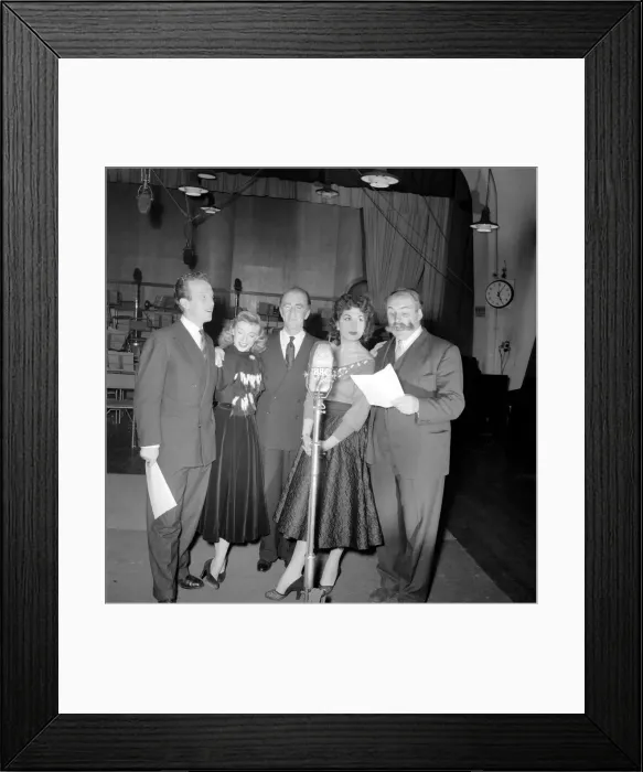 Framed Print : Jimmy Edwards with the Take it from here'cast members at the BBC studios in Framed Print : Jimmy Edwards with the Take it from here'cast members at the BBC studios in