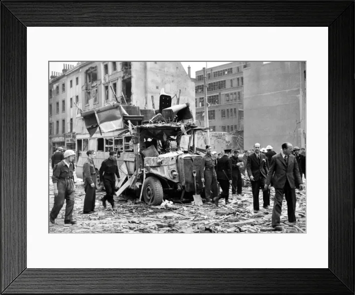 Framed Print : Tottenham City Road. June 1944 P009387 Framed Print : Tottenham City Road. June 1944 P009387