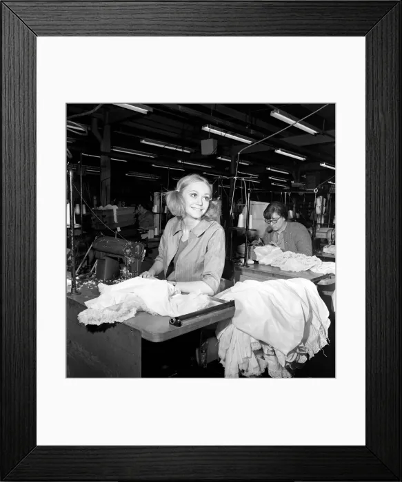 Framed Print : Teenager Penny Vancliff, a factory girl who wants to be a London model Framed Print : Teenager Penny Vancliff, a factory girl who wants to be a London model