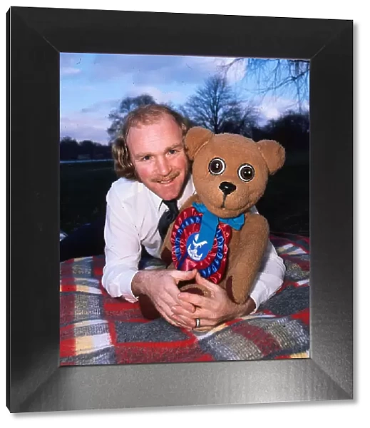 Roger de Courcey ventriloquist with Nookie bear January 1976