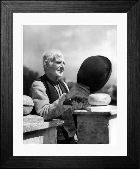 Framed Print : Michael Whelan is the grand old man of the island of Inchquin Framed Print : Michael Whelan is the grand old man of the island of Inchquin