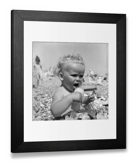 Framed Print : Baby and Lolly. Derorah Ann Clowes 13 months from Stoke on treat enjoys herself in Framed Print : Baby and Lolly. Derorah Ann Clowes 13 months from Stoke on treat enjoys herself in