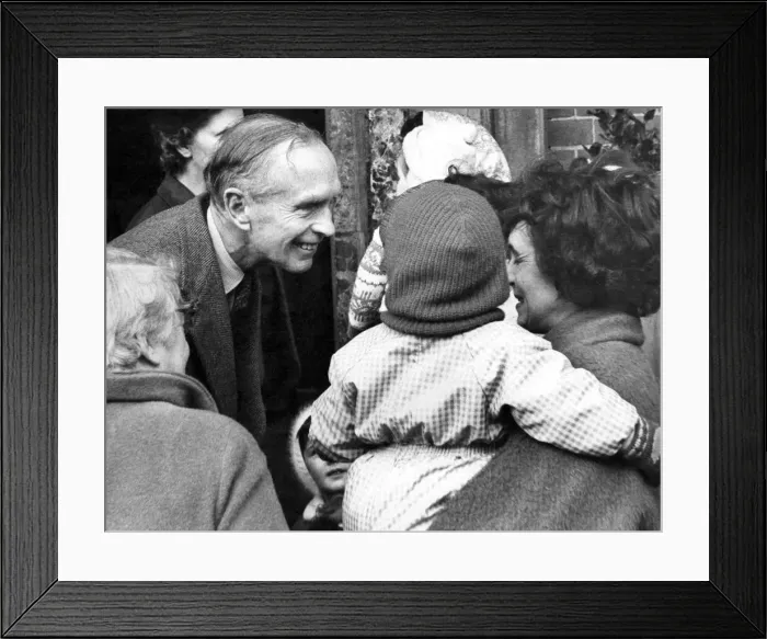 Framed Print : Prime Minister in Lancashire. Sir Alec Douglas Home pauses to speak to a young child as Framed Print : Prime Minister in Lancashire. Sir Alec Douglas Home pauses to speak to a young child as