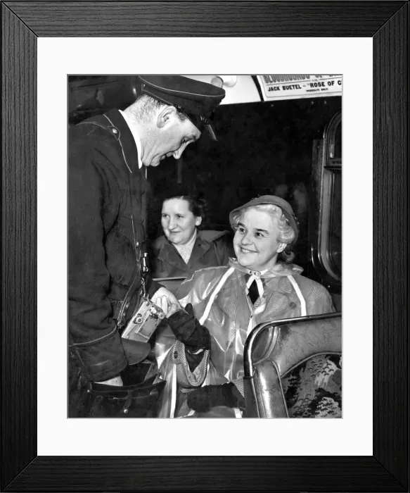 Framed Print : A 2 1  /  2d one, please, delivered with a smile from Mrs