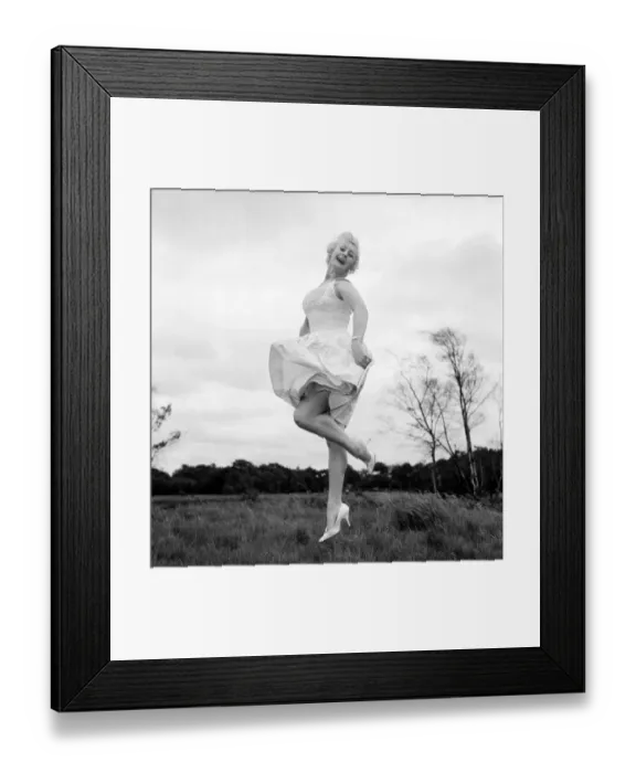 Framed Print : Glamour Orrena Elder, 22 TV. Topper, Dancing Show. M4470-007 Framed Print : Glamour Orrena Elder, 22 TV. Topper, Dancing Show. M4470-007
