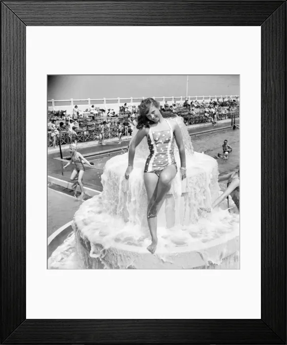 Framed Print : Bank holiday at Tynemouth. Bathing Girls. June 1960 M4320 Framed Print : Bank holiday at Tynemouth. Bathing Girls. June 1960 M4320