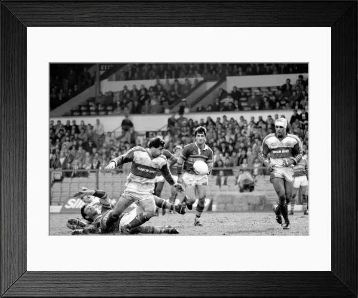 Framed Print : Hull Kingston Rovers v Leeds. March 1986 PR-11-028 Framed Print : Hull Kingston Rovers v Leeds. March 1986 PR-11-028