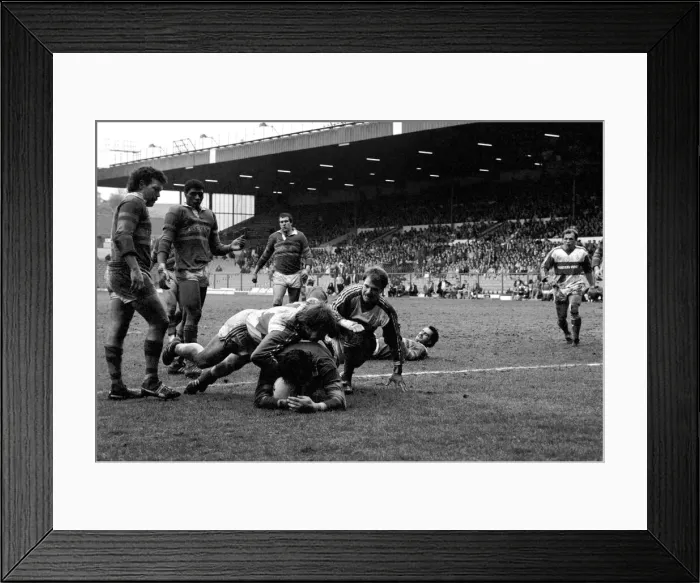 Framed Print : Hull Kingston Rovers v Leeds. March 1986 PR-11-044 Framed Print : Hull Kingston Rovers v Leeds. March 1986 PR-11-044